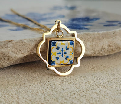 Portugal Tile Gold Necklace Arabian Persian Arabesque Gold Stainless Steel Dainty Curb Chain Necklace Oriental Jewelry Moroccan Inspired
