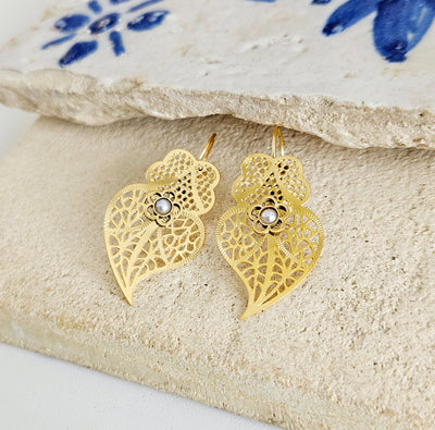 Viana Heart Earrings Filigree in GOLD Steel Dangle Thin Earring Lightweight Handmade Jewelry Mom Gift Birthday Gift Portugal Travel Gift