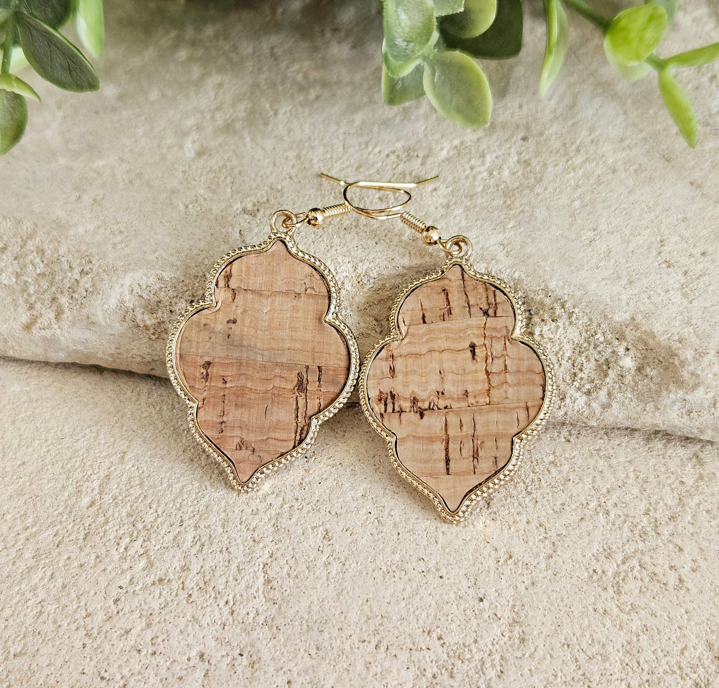 Natural Cork & GOLD Arabesque Dangle Earring Eco Friendly Vegan Cork Beige Statement Earring Gift Handmade Jewelry Minimalist Charm Earring