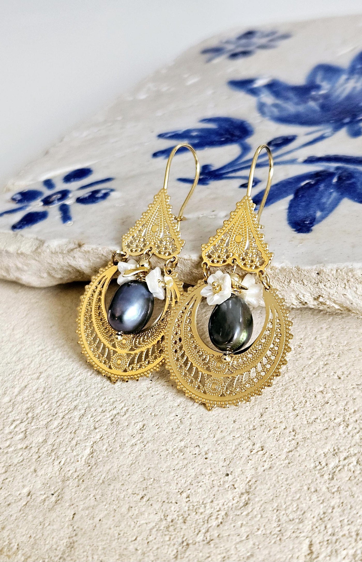 Queen Filigree Earring GOLD Steel Black PEARL Flower Dangle Thin Earring Lightweight Handmade Jewelry Mom Birthday Gift Portugal Travel Gift