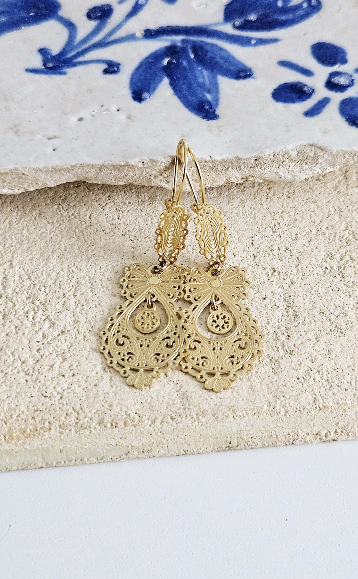 GOLD Queen Filigree Earrings SILVER Steel Dangle Thin Earring Lightweight Handmade Jewelry Mother Gift Birthday Gift Portugal Travel Gift