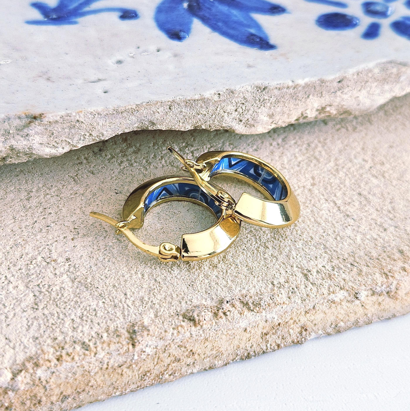 GOLD Disc Hoop BLUE Tile STEEL Earring Azulejo Inlay Portuguese Traditional Tile Hoop Anniversary Woman Handmade Blue White Jewelry Gift