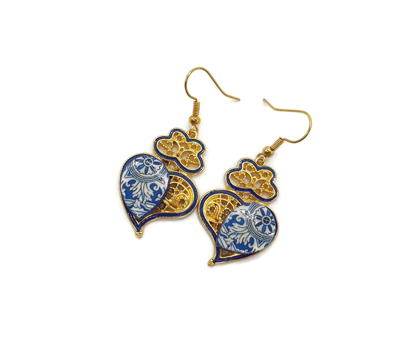 ELIANA - Gold Filigree Viana Heart Earrings