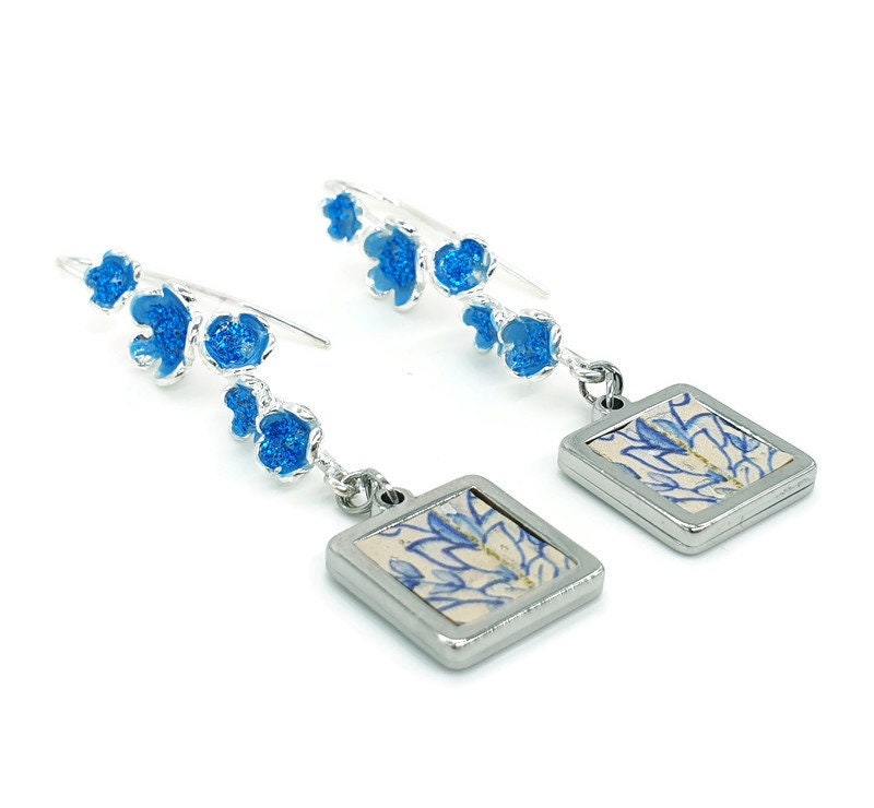 IZARA - Blue Tiles & Flowers Cork Earrings