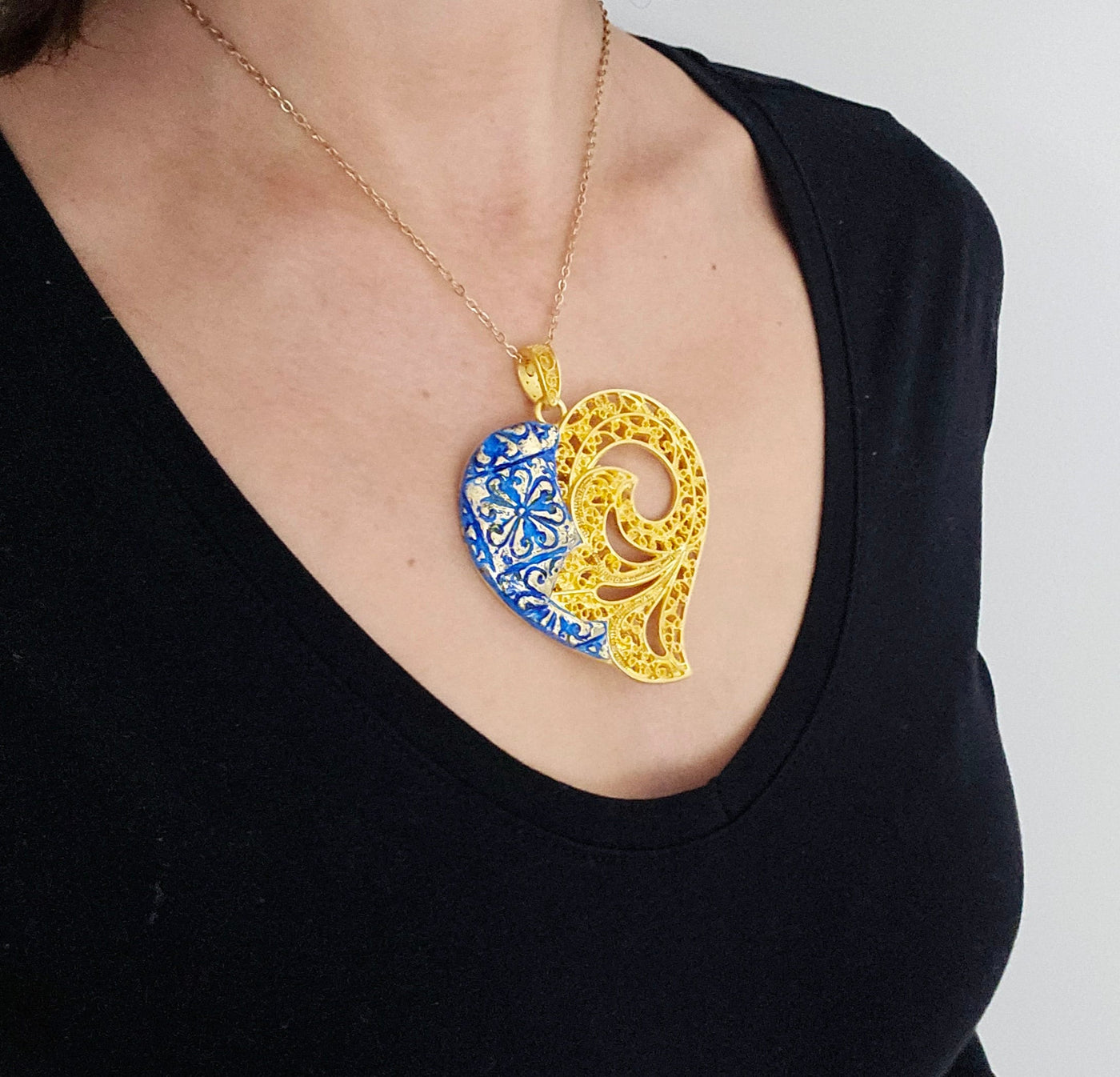 Statement Filigree Heart Gold Necklace Viana Heart Azulejo Pendant Portugal Jewelry Flower Blue Enamel Large Gold Necklace Valentine's Gift